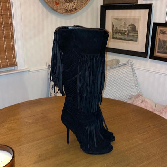 Women’s Gucci Fringe Boots - Picture 4 of 8